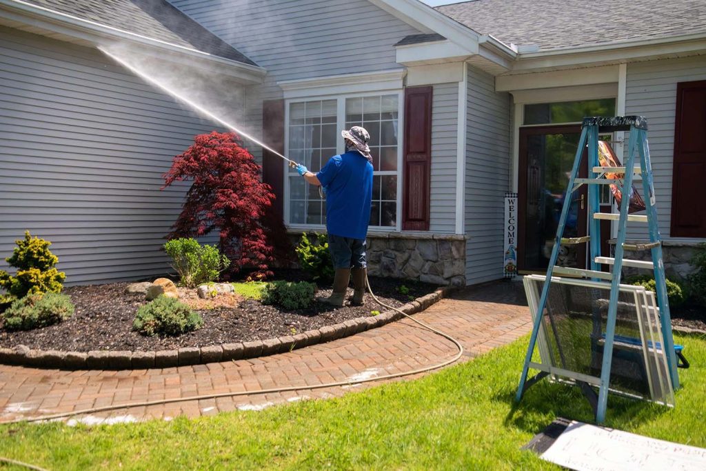 Professional Pressure Washing Services in Largo, FL image